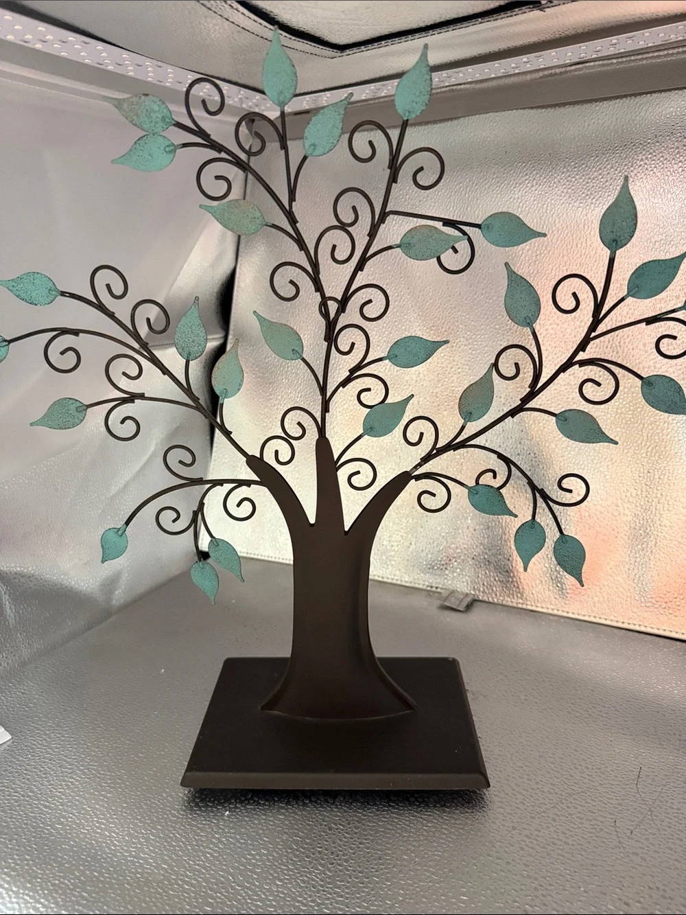 Hallmark Family Tree Ornament For Pictures or Ornaments.